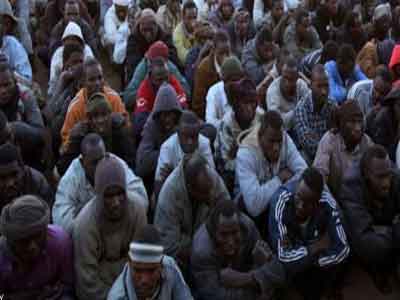 النيجر توقف 30 شخصا في حملة ضد مهربي المهاجرين غير الشرعيين 