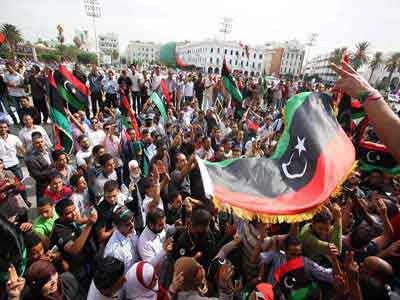 عدة مدن ليبية تشهد مظاهرات مطالبة بإسقاط البرلمان 