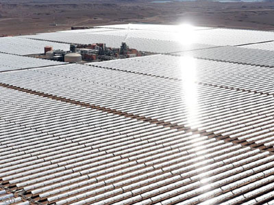 نور انفراد مغربي في مجال الطاقة الشمسية