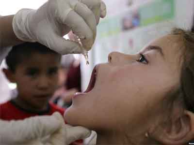 بهيليل: 49000 طفل تلقوا التطعيمات خلال يوم واحد في طرابلس فقط 