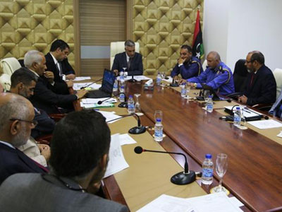 امين عام مجلس الوزراء يجتمع مع رئيس واعضاء اللجنة العليا لسلامة الاغذية والجهات ذات العلاقة 