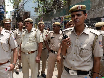 شرطة دلهي تحذر من احتمال دخول إرهابيين مشتبه بهما إلى العاصمة 