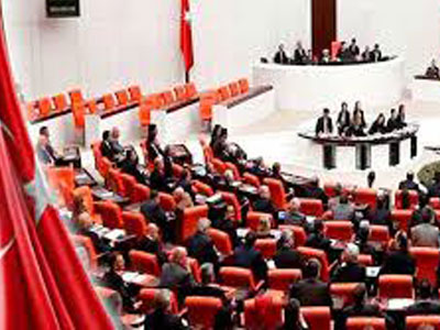 البرلمان التركي يوافق على إرسال قوات إلى أذربيجان 