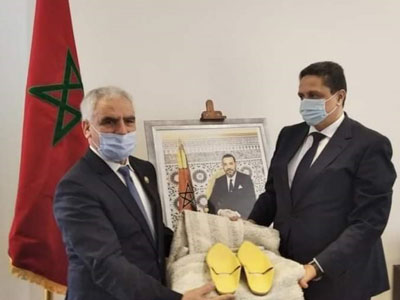 رئيسا غرفة التجارة والصناعة الليبية والمغربية يبحثان سبل تطوير العلاقات الاقتصادية بين البلدين  