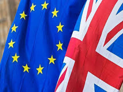 بدء المفاوضات المباشرة بين الاتحاد الأوروبي وبريطانيا 