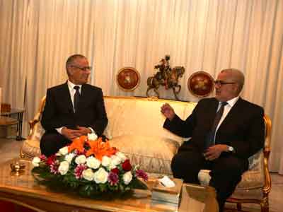 رئيس الحكومة المؤقتة علي زيدان مع رئيس الحكومة المغربية عبد الإله ابن كيران