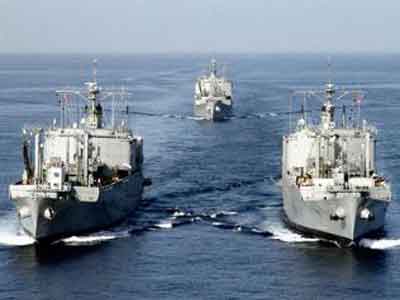 أربع سفن صينية تدخل مياه جزر متنازع عليها مع اليابان 