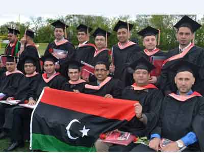 أربعة طلاب ليبيين يحصلون على جائزة التميز للطلبة الليبيين المتفوقين 2016 