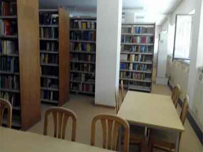 مكتبة كلية العلوم في جامعة بنغازي 