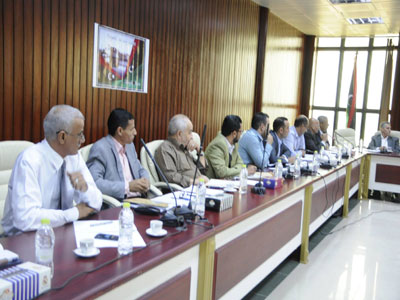 وزارة التعليم تستعرض خلال اجتماعها العادي الخامس المسودة النهائية لمقترح التنظيم الداخلي للوزارة 