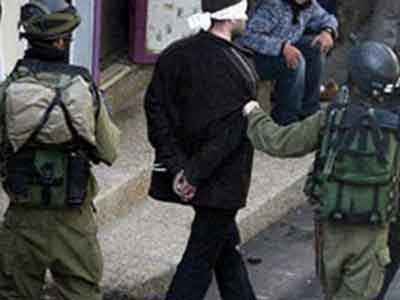 قوات الاحتلال تعتقل شابين من بيت لحم 