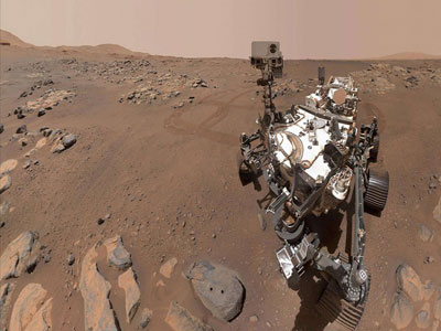 الروبوت الجوال برسيفرنس يكشف أولى نتائج رحلته على المريخ