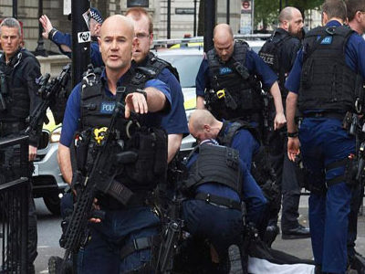 الشرطة البريطانية تعلن القبض على منفذ هجوم الطعن ضد النائب ديفيد أميس 