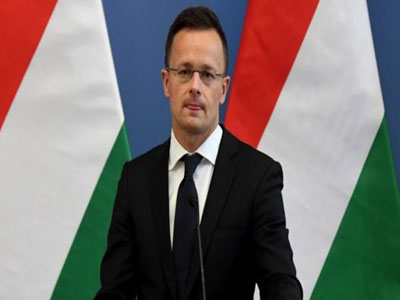 وزير خارجية المجر بيتر زيجارتو 