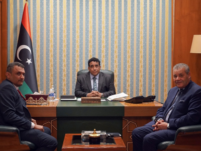 رئيس المجلس الرئاسي يستقبل السفير الجزائري بمناسبة انتهاء فترة عمله في ليبيا 