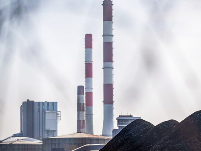 فرنسا تعيد تشغيل محطة تعمل بالفحم لمواجهة أزمة الطاقة 