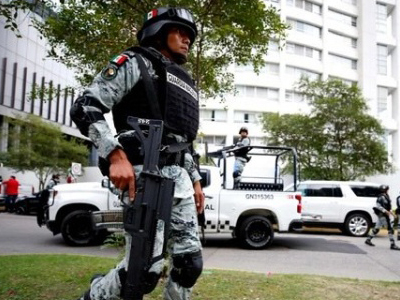 مقتل 18 شخصا في هجوم مسلح على مبنى حكومي بالمكسيك 