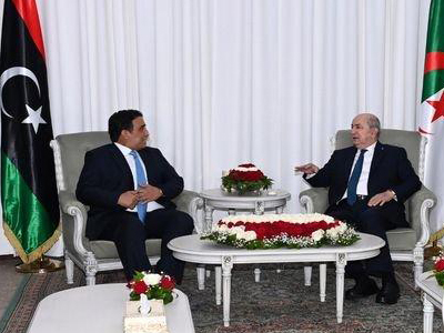 الرئيس الجزائري يستقبل رئيس المجلس الرئاسي 