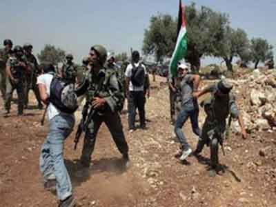 إصابة 30 طالبا في اعتداء قوات جيش الاحتلال الإسرائيلي عليهم 