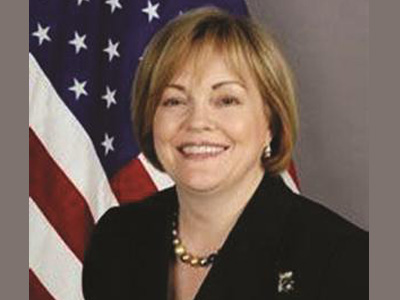 السفيرة الأميركية في ليبيا ديبورا جونز 