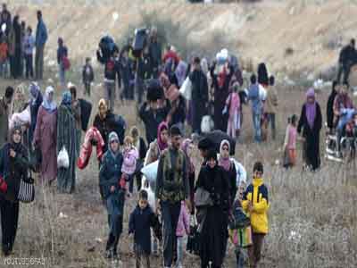 نزوح عشرات آلاف السوريين جراء معارك حماة