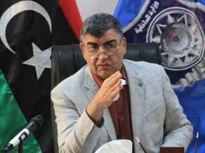 وزير الداخلية يعقد اجتماعاً أمنياً لمتابعة آخر التطورات الأمنية بالعاصمة طرابلس  