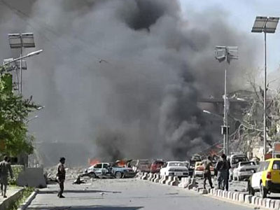 مقتل ستة أشخاص وإصابة نائب الرئيس الأفغاني في انفجار بالعاصمة كابل