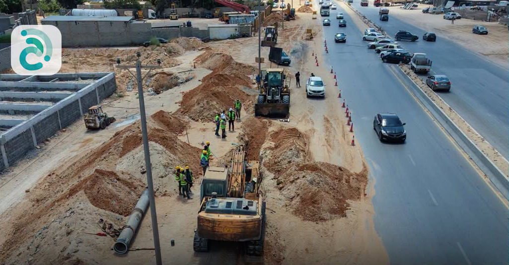 مشروع تطوير شبكة المياه في بلدية الخمس يشهد تقدمًا ملحوظًا